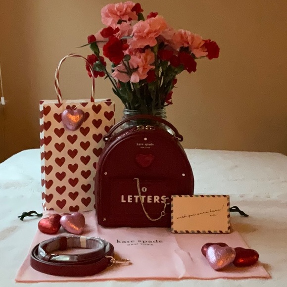 ❤️💖 KATE SPADE YOURS TRULY 3D MAILBOX BAG ❤️💖 NWT ❤️ - Picture 4 of 16